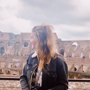 Meet your Posher, Jenna